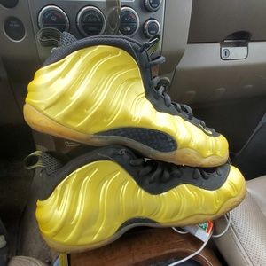Yellow & Black Foamposites Size 12